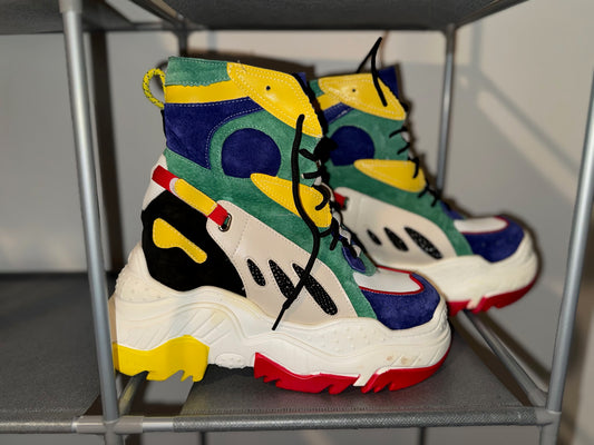 Kicks