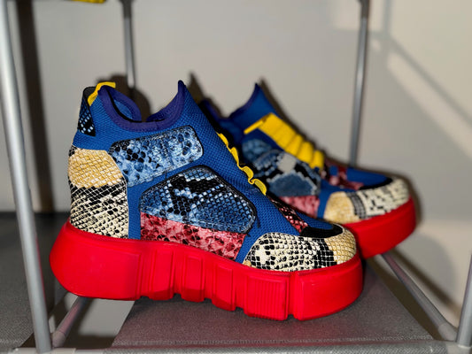 Kicks