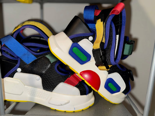 Kicks