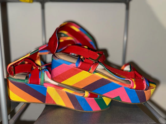 Kicks